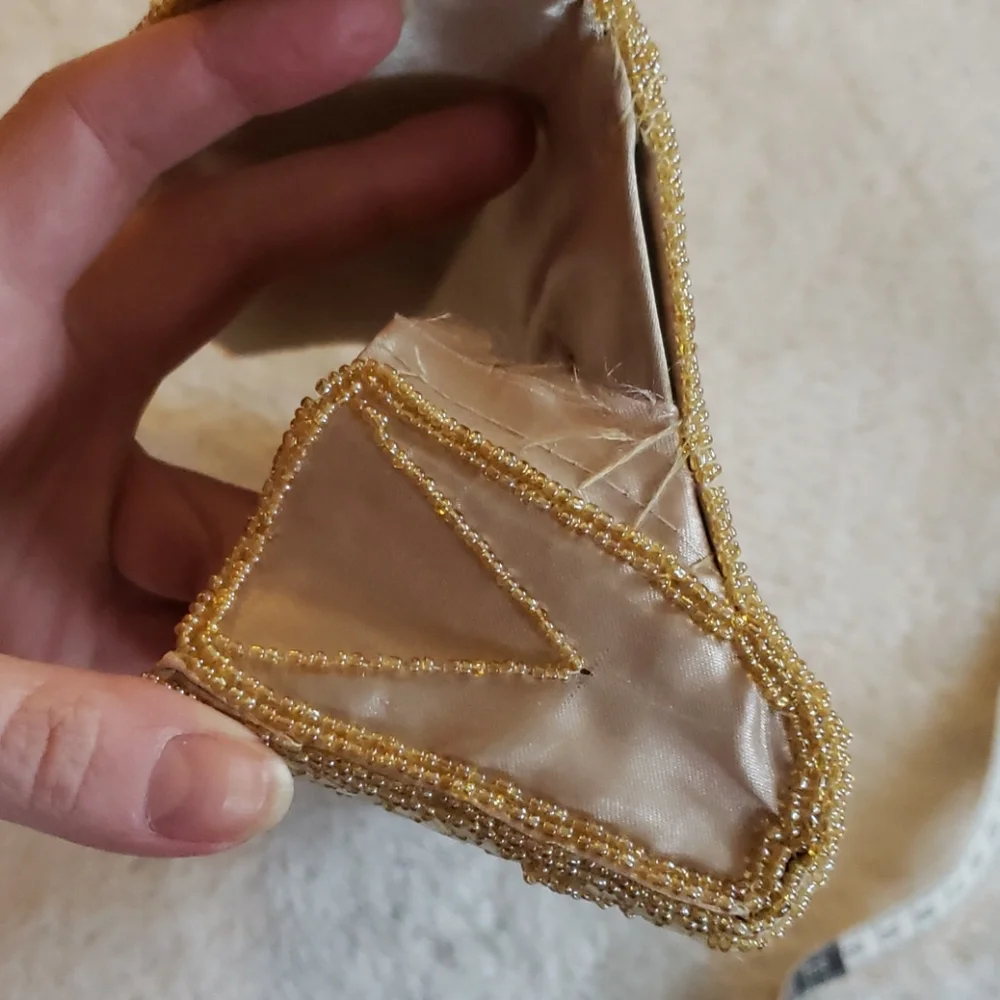 Bijoux Terner beaded clutch bag gold champagne Fancy Party New Years